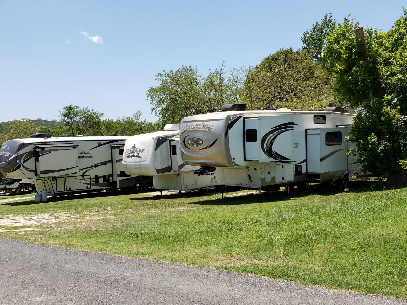 Ingram Lake RV Park RV park in Ingram, TX (photo 1)